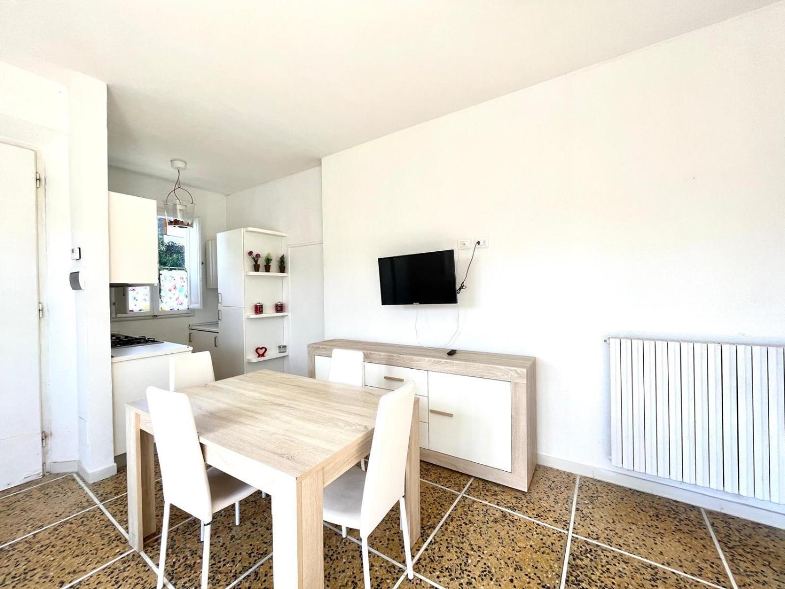 Pineta Apartament Tirrenia Luaran gambar