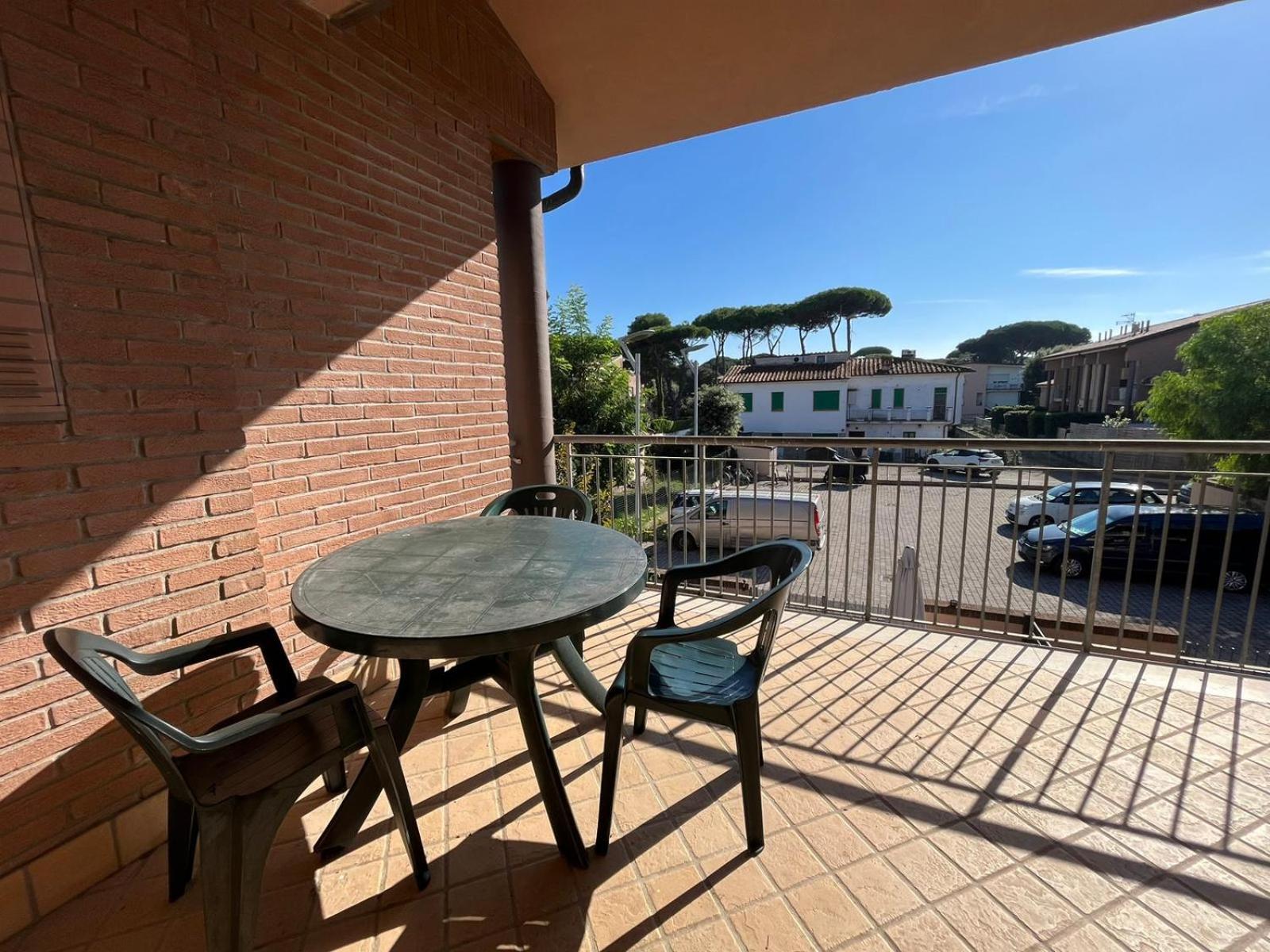 Pineta Apartament Tirrenia Luaran gambar