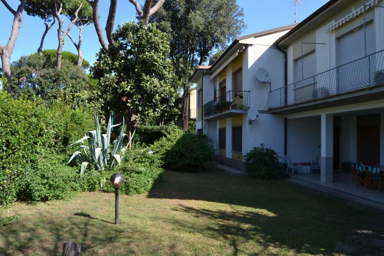 Pineta Apartament Tirrenia Luaran gambar